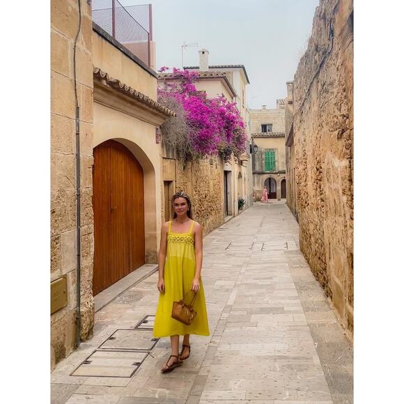 MAISON MARGIELA Yellow Lace Eyelet Trim Open Waist Oversized Dress size 10 - Picture 10 of 16